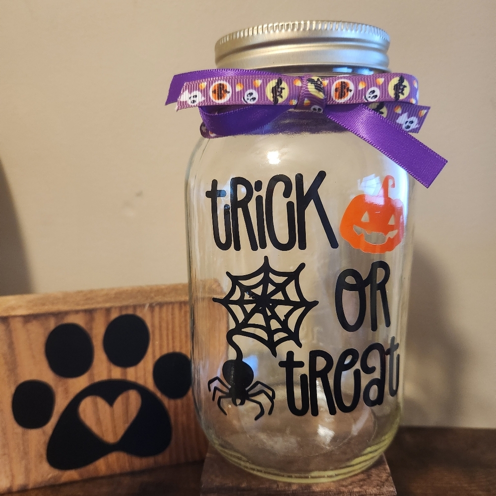 HALLOWEEN DOG TREAT MASON JAR, NEW